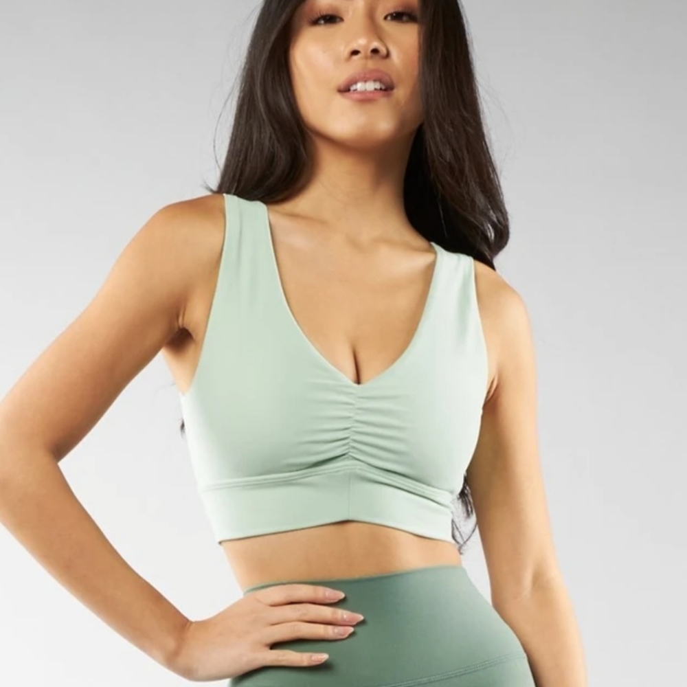 EUC Buffbunny Synthesis Crop in Mojave Mint